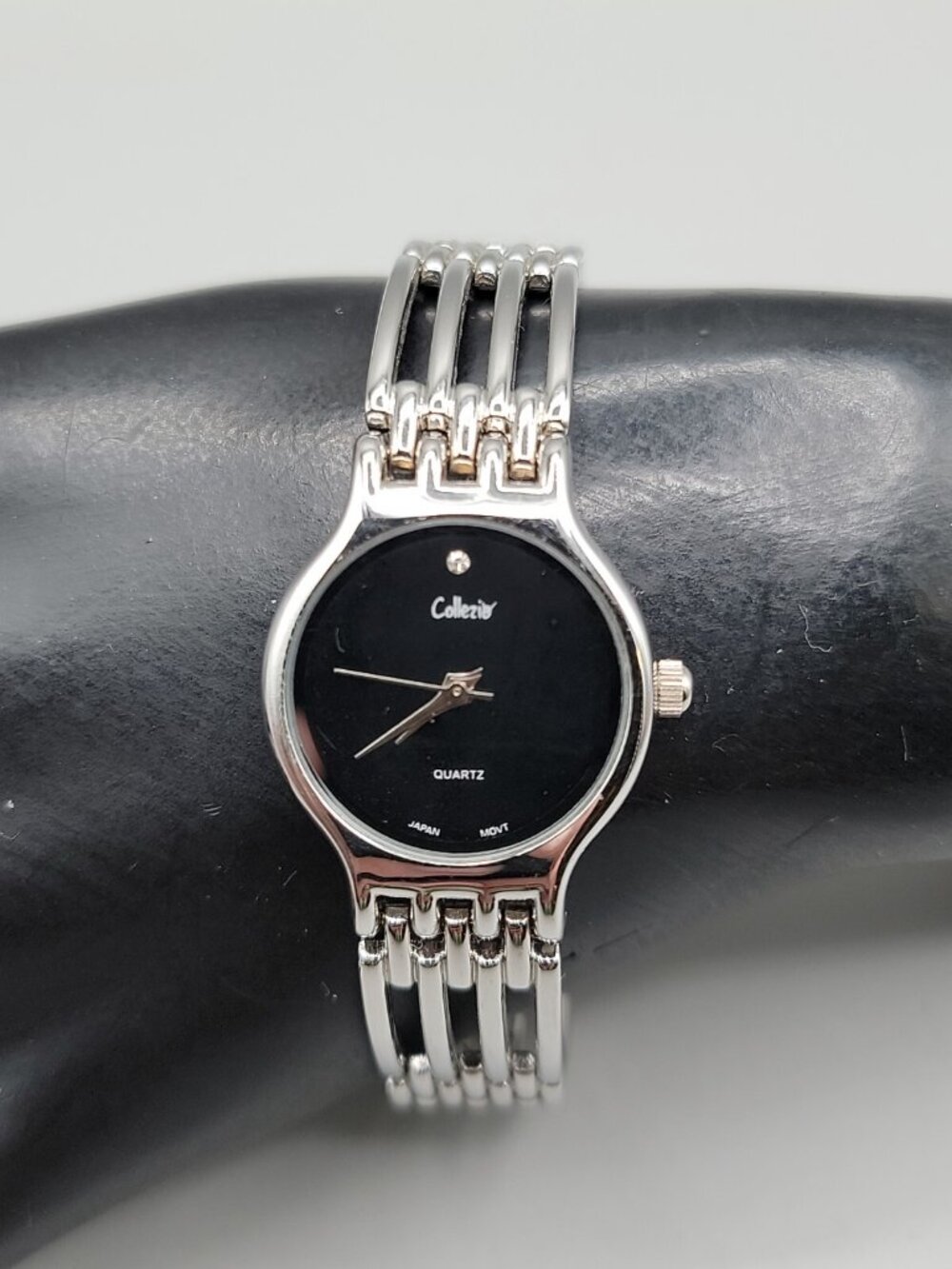 Collezio Diamond Ladies Quartz Watch 7" Silver Tone Band 25mm - Picture 2 of 11